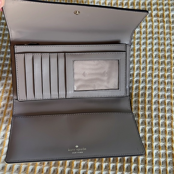 Kate Spade Wallet - Picture 4 of 7